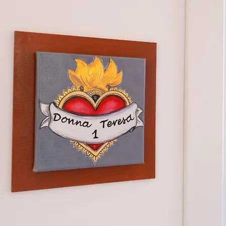 Decumano 43 Pensión 4*